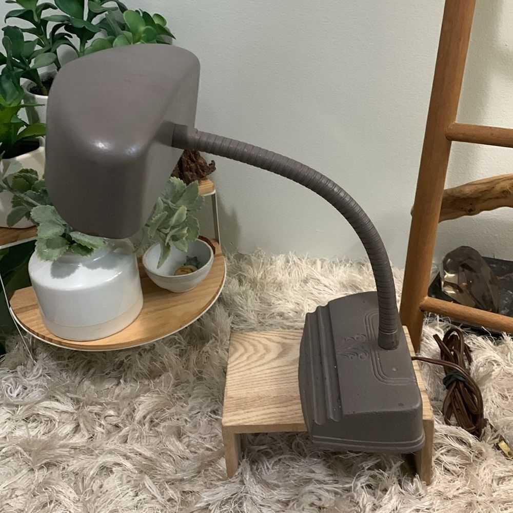 Cast Metal Grey Industrial Style Gooseneck Lamp Vintage Decor - Picture 9 of 17